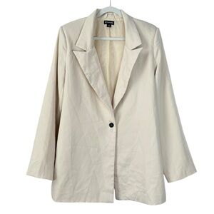 PrettyLittleThing Cream Blazer